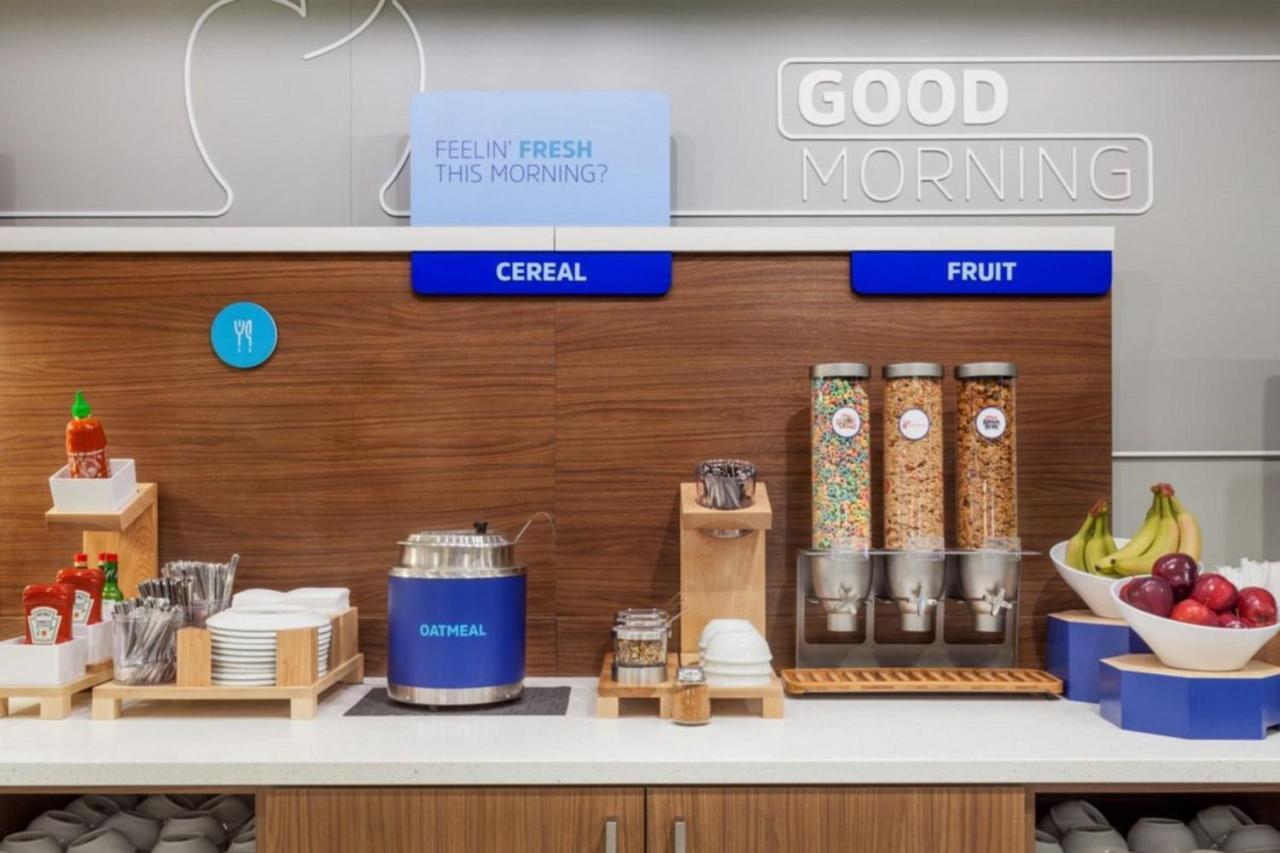 Holiday Inn Express & Suites Muskegon - Grand Haven By Ihg エクステリア 写真