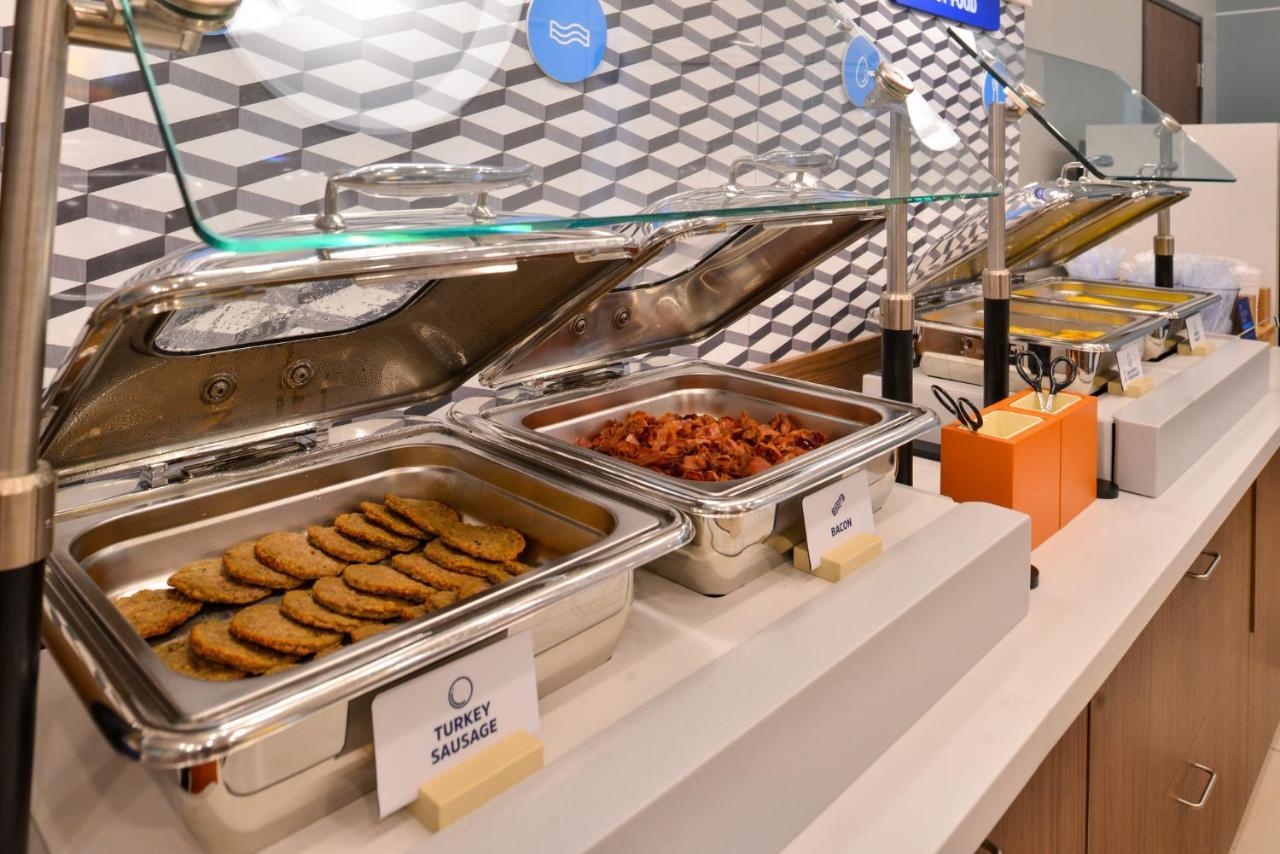 Holiday Inn Express & Suites Muskegon - Grand Haven By Ihg エクステリア 写真