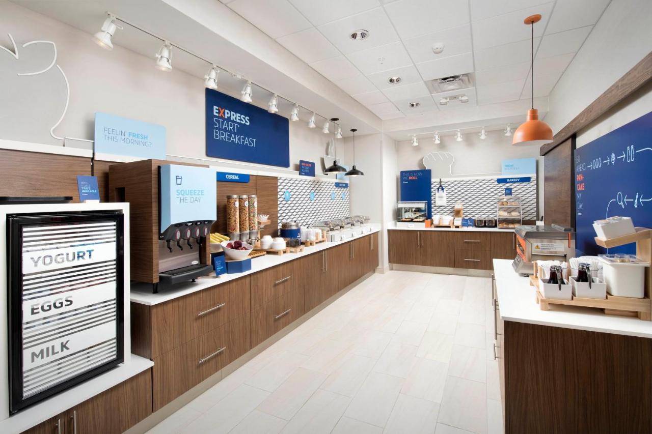 Holiday Inn Express & Suites Muskegon - Grand Haven By Ihg エクステリア 写真