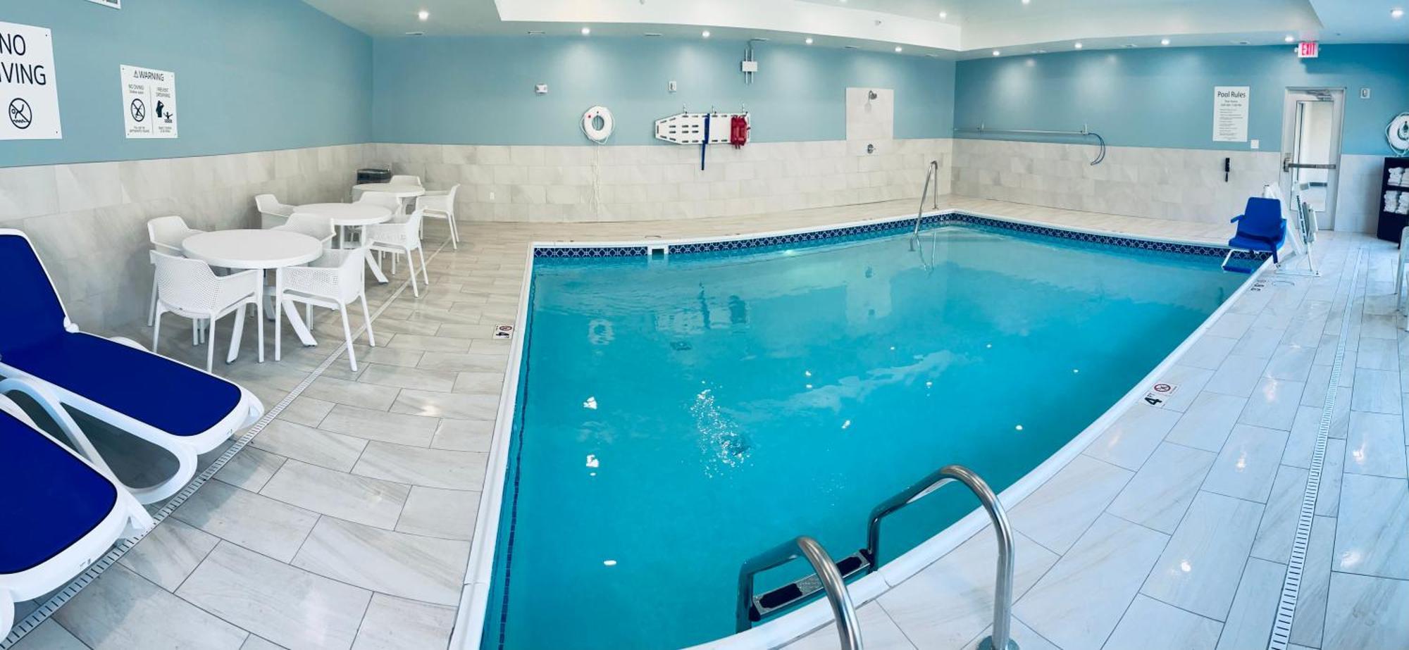 Holiday Inn Express & Suites Muskegon - Grand Haven By Ihg エクステリア 写真