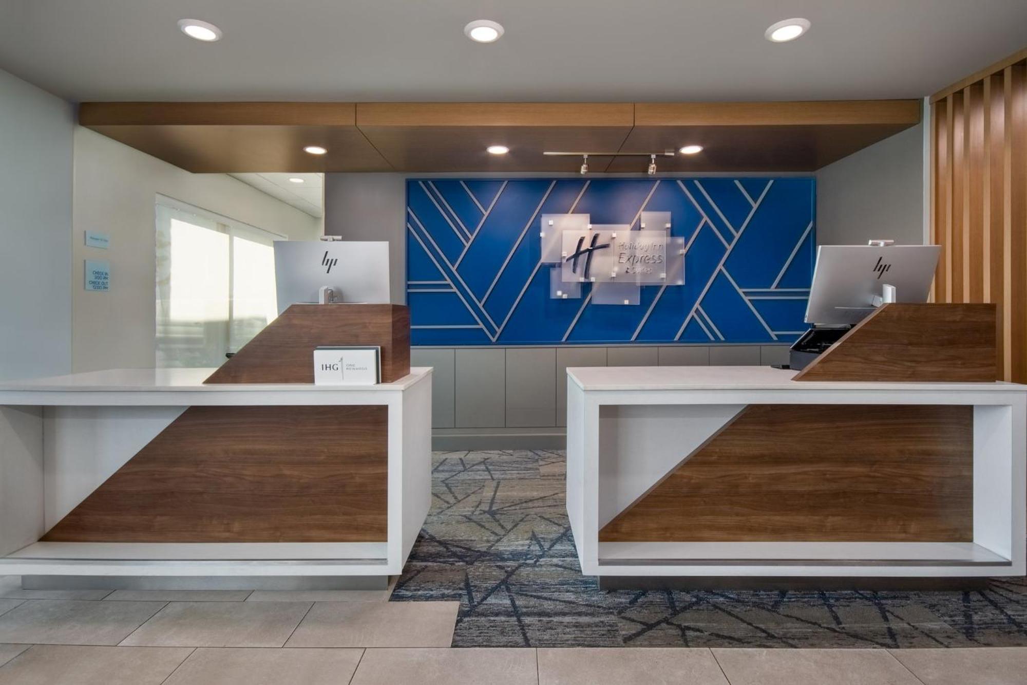 Holiday Inn Express & Suites Muskegon - Grand Haven By Ihg エクステリア 写真